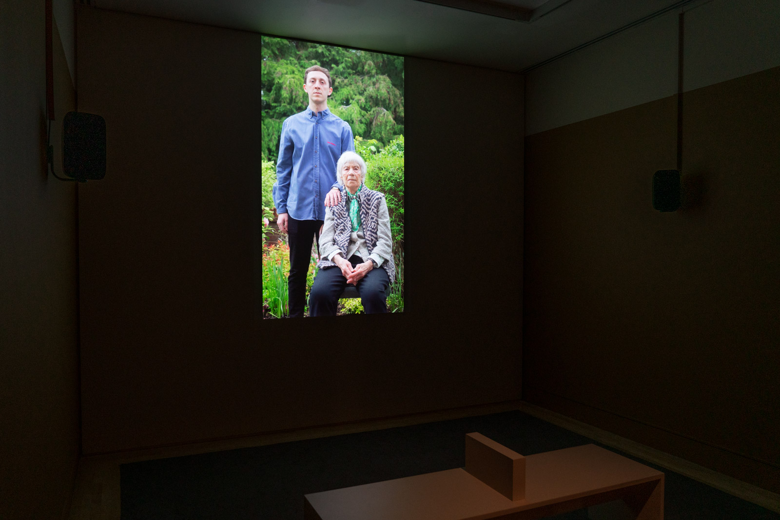 Simon Roth Holocaust Generations: Portraits of Holocaust Survivors - Simon Roberts